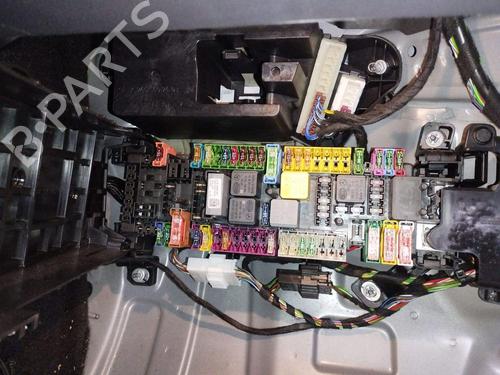 Used Fuse box Fuse box 36235479 36235479
