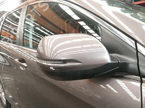 Specchietto retrovisore destro Specchietto retrovisore destro HONDA CR-V IV (RM_) 2.2 i-DTEC 4WD (RE6) (150 hp) 37027399 37027399
