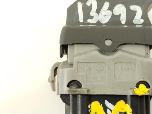 Interrupteur de vitre avant droite RENAULT TWINGO II (CN0_) 1.2 16V (CN0K, CN0V, CN0A) | BP29854866I26 