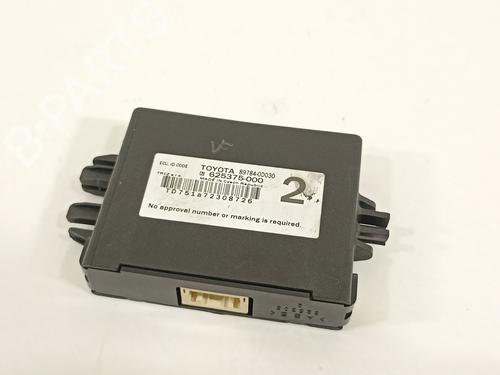 Used Control unit TOYOTA YARIS (_P13_) 1.5 Hybrid (NHP130_, NHP130) (101 hp) 15895732