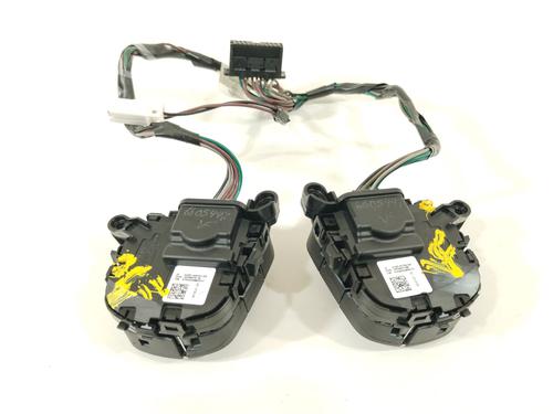 Steering wheel controls FORD FOCUS IV (HN) 1.0 EcoBoost | BP30684426E15