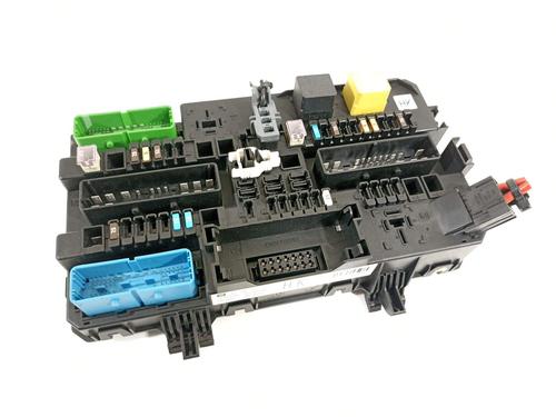 Used Fuse box Fuse box 20485493 20485493