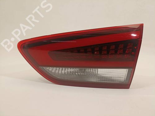 Used Right tailgate light Right tailgate light 15806089 15806089