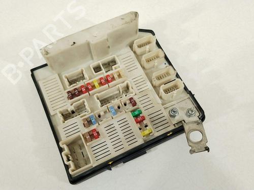 Used Fuse box Fuse box 37643523 37643523