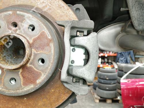 Bremssattel links hinten für NISSAN QASHQAI II (J11, J11_) [2013-2025]  31115417