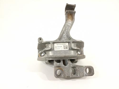 Used Engine mount SEAT LEON (5F1) [2012-2021]  17755526