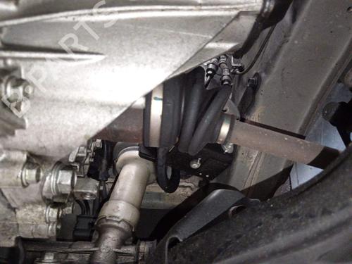 Left front driveshaft HYUNDAI i30 (FD) 1.4 | BP38538588M38 - Image 2