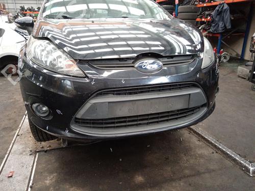 Używane Zderzak przedni FORD FIESTA VI (CB1, CCN) 1.25 (82 hp) 28182445
