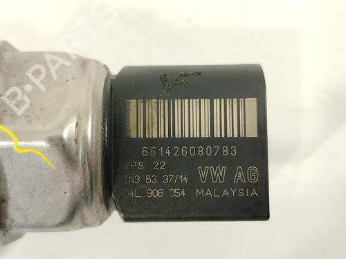 Injection rail SEAT LEON (5F1) 1.6 TDI | BP31979878M98