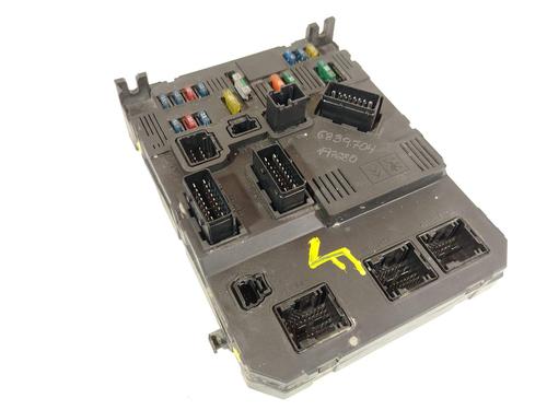 Used Fuse box Fuse box CITROËN C3 I (FC_, FN_) 1.4 HDi (68 hp) 38238392 38238392