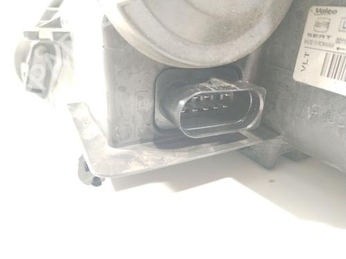 Right headlight SEAT EXEO ST (3R5) 2.0 TDI | BP29718232C29 