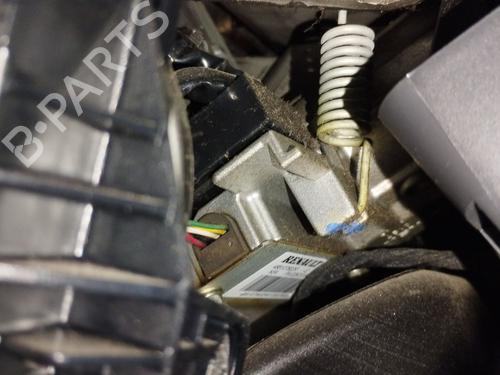 Used Steering column RENAULT MEGANE III Hatchback (BZ0/1_, B3_) 1.2 TCe (BZ2B, BZ11) (116 hp) 30273413