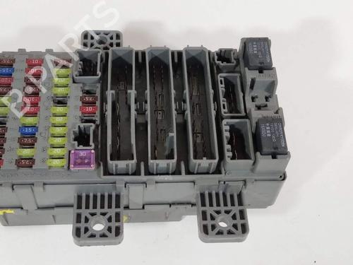 Used Fuse box Fuse box 24662934 24662934