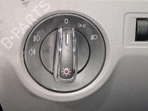 headlight-switch-seat-toledo-iv-kg3-2012-2013-2014-2015-2016-2017-2018-2019-32175598 main image