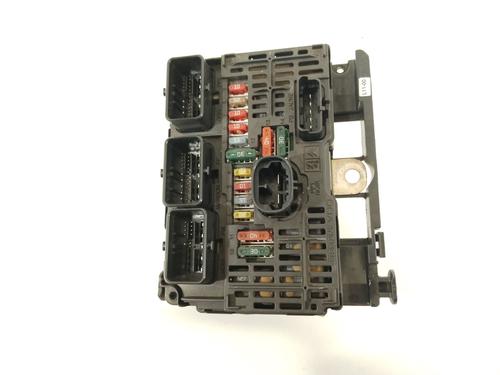 Used Fuse box CITROËN C4 I (LC_) 1.6 16V (109 hp) 29909632
