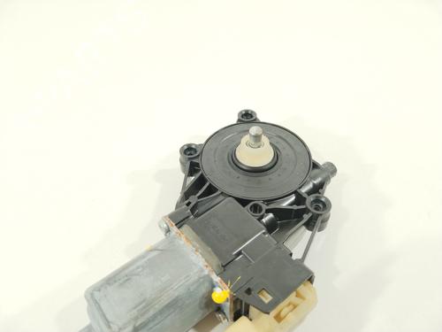 Right rear window motor LAND ROVER RANGE ROVER SPORT II (L494) 3.0 TDV6 4x4 | BP26552994E22