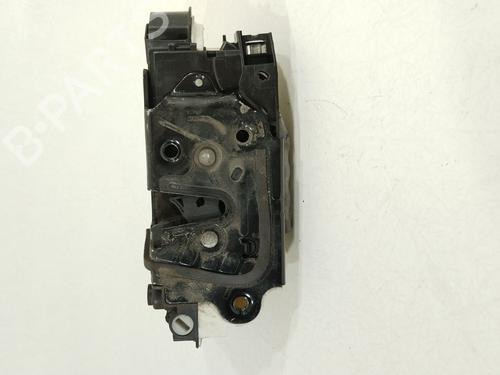 Venstre bagtil lås Venstre bagtil lås SEAT IBIZA IV SC (6J1, 6P5) 1.4 TDI (105 hp) 36261474 36261474