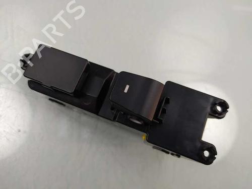 Used Right rear window switch HYUNDAI TUCSON (TL, TLE) 1.7 CRDi (116 hp) 6103874