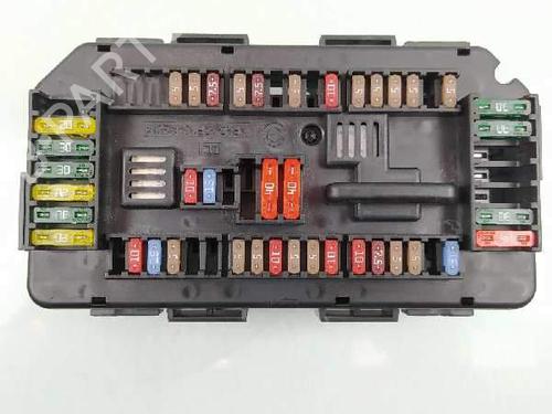 Used Fuse box Fuse box 4847822 4847822