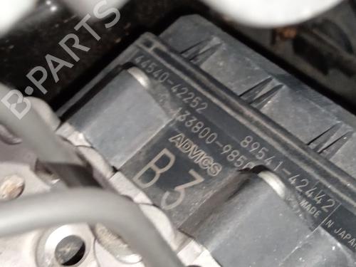 ABS pump TOYOTA RAV 4 III (_A3_) 2.2 D (ALA35_) | BP29500560M43 