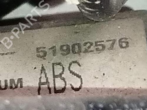 ABS pump FIAT DOBLO Cargo (263_) 1.6 D Multijet (263WXD1B, 263WXR1B, 263WXX1B, 263ZXD1B,... | BP37238697M43 - Image 2