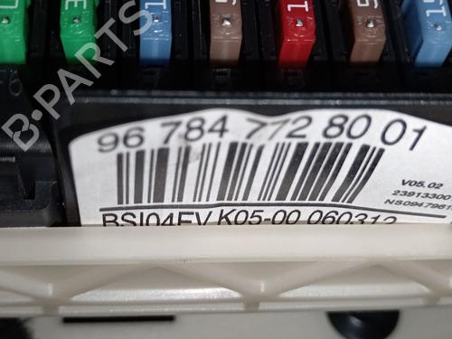 Used Fuse box Fuse box PEUGEOT 308 SW I (4E_, 4H_) 1.6 HDi (112 hp) 33695236 33695236