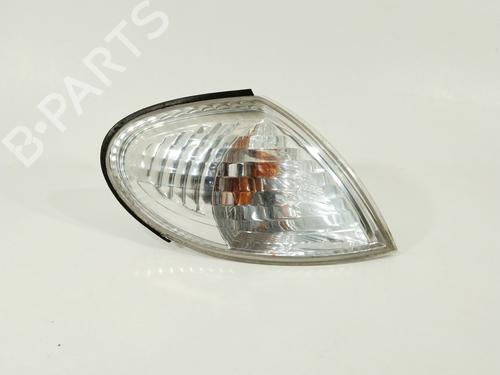 Used Right front indicator NISSAN ALMERA II (N16) 2.2 Di (110 hp) 25624234