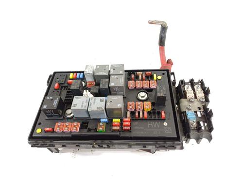 Used Fuse box Fuse box 22193423 22193423