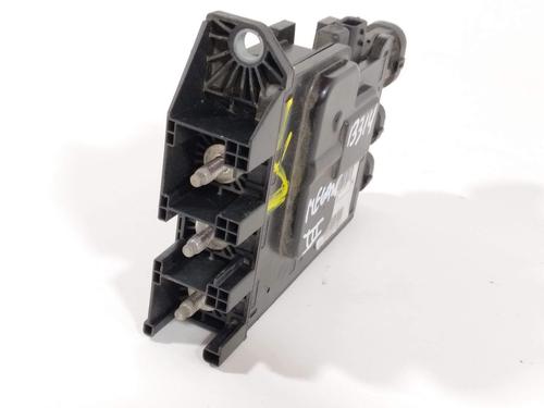 Fuse box RENAULT MEGANE III Hatchback (BZ0/1_, B3_) 1.2 TCe (BZ2B, BZ11) | BP24951231E1 - Image 4