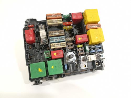 Used Fuse box PEUGEOT 208 I (CA_, CC_) [2012-2021]  20324205