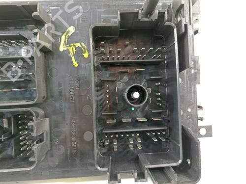 Fuse box OPEL ASTRA J (P10)  | BP15899680E1 