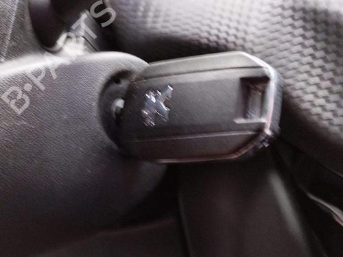 ratlastndingslas-peugeot-2008-i-cu_-2013-37154202 main image
