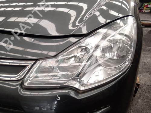 Used Left headlight CITROËN C3 III (SX) 1.2 VTi 82 (82 hp) 30110564