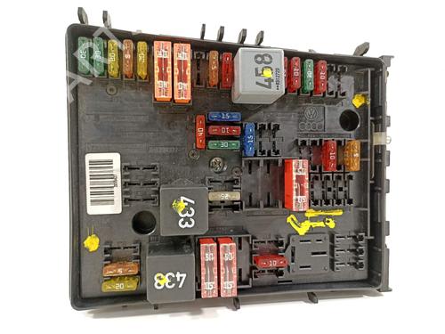 Used Fuse box Fuse box 17543278 17543278