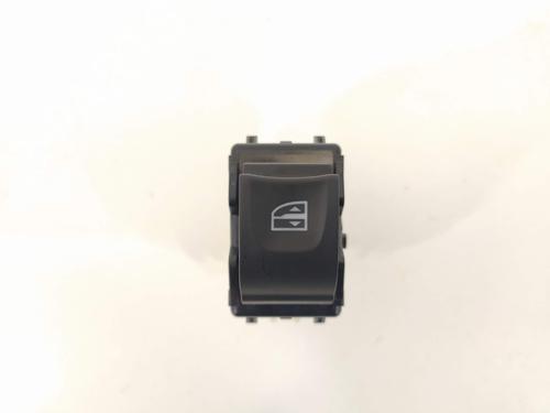 Used Right front window switch Right front window switch 8385595 8385595