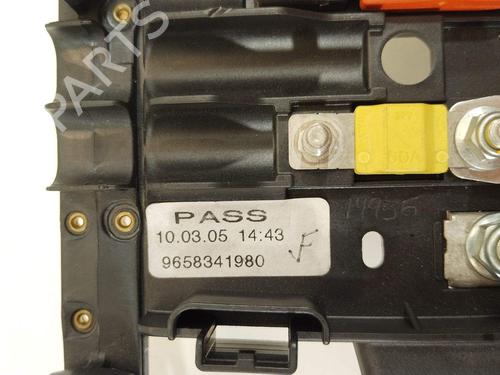 Fuse box PEUGEOT 607 (9D, 9U) 2.7 HDi 24V | BP28511504E1 - Image 3