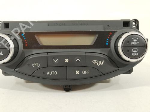 Used Climate control Climate control TOYOTA YARIS (_P13_) 1.5 Hybrid (NHP130_, NHP130) (101 hp) 34704133 34704133