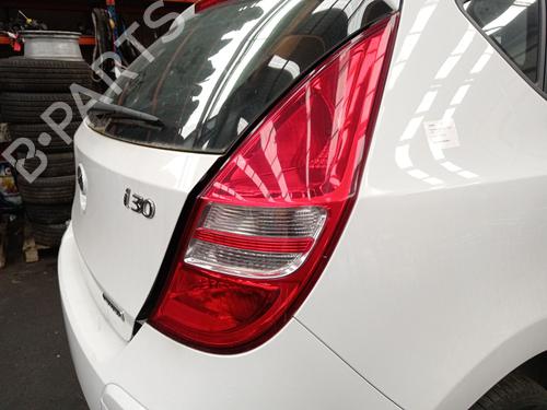 Right taillight HYUNDAI i30 (FD) 1.6 CRDi | BP37173090C35 - Image 2
