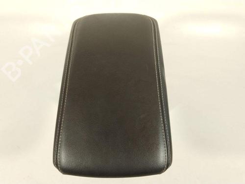 Used Armrest / Center console Armrest / Center console AUDI A3 Sportback (8VA, 8VF) S3 quattro (300 hp) 39030991 39030991