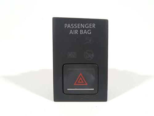 Used Warning switch VW GOLF VII (5G1, BQ1, BE1, BE2) 1.6 TDI (105 hp) 23649191