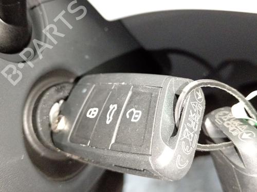 Used Ignition barrel Ignition barrel SEAT ARONA (KJ7, KJP) 1.0 TGi (90 hp) 33243744 33243744