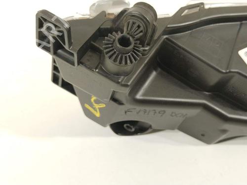 Right front fog light SEAT LEON ST (5F8) 2.0 Cupra | BP38304613C31 - Image 6