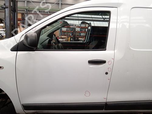 Used Left front door DACIA DOKKER Box Body/MPV 1.5 dCi 75 / Blue dCi 75 (FEJW, FEAH) (75 hp) 29862625