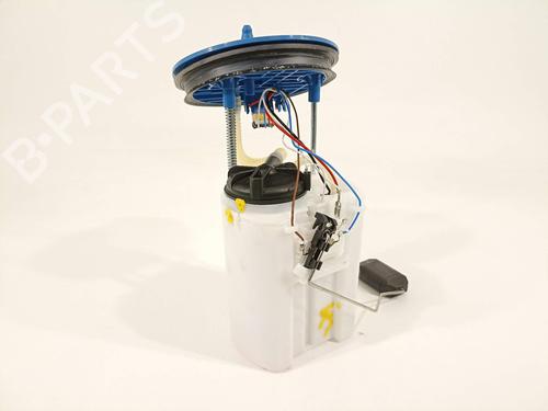 Used Fuel pump Fuel pump 18242637 18242637