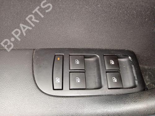 Used Left front window switch Left front window switch 37270014 37270014