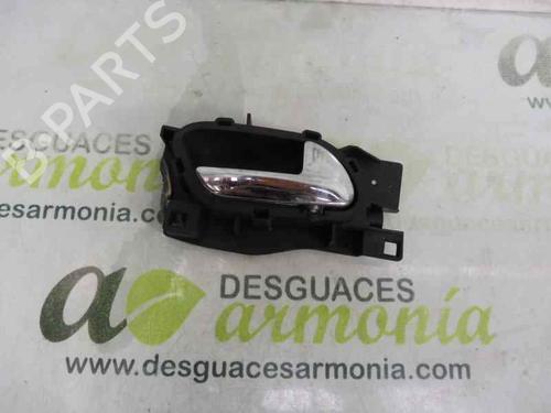 Used Front right interior door handle Front right interior door handle 3214570 3214570