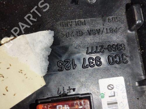 Fuse box VW PASSAT B6 (3C2) 2.0 TDI 16V | BP36421578E1 - Image 2