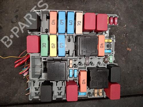 Used Fuse box Fuse box 36532722 36532722