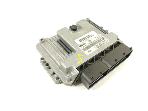 Used Engine control unit (ECU) Engine control unit (ECU) KIA CARENS III MPV (UN) 2.0 CRDi 115 (115 hp) 32979757 32979757