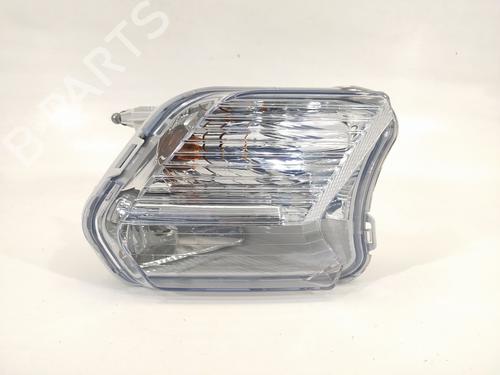 Used Right front fog light FORD KUGA II (DM2) 2.0 TDCi (120 hp) 9267633